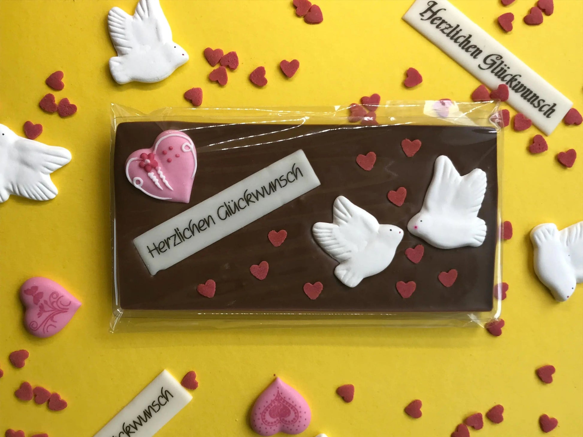 Vollmilch Schokolade Herzlichen Glückwunsch mit Zuckerherz "Rosa"-1